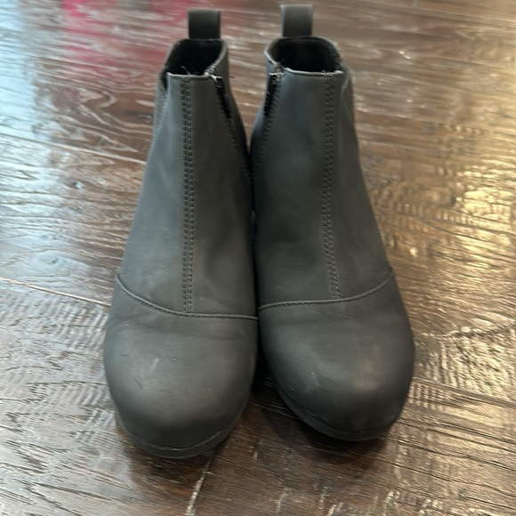 Girls black booties - Picture 2 of 5